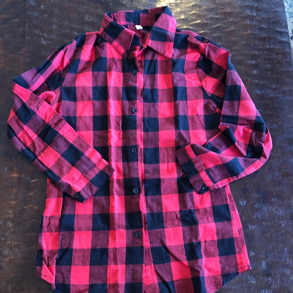Womans Buffalo Plaid shirt